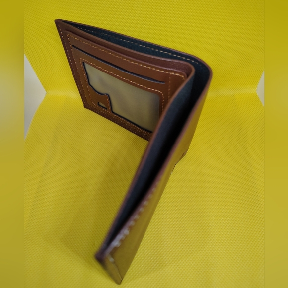 Brown Leather Wallet - Picture 4 of 6